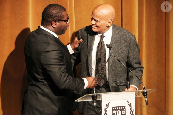 Steve McQueen et Harry Belafonte lors des New York Film Critics Circle Awards 2014 à New York le 6 janvier 2014.