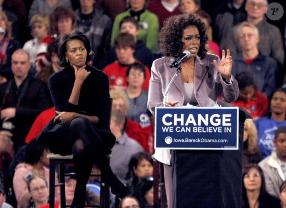 Michelle Obama et Oprah Winfrey à Des Moines, Iowa, le 8 décembre 2007.