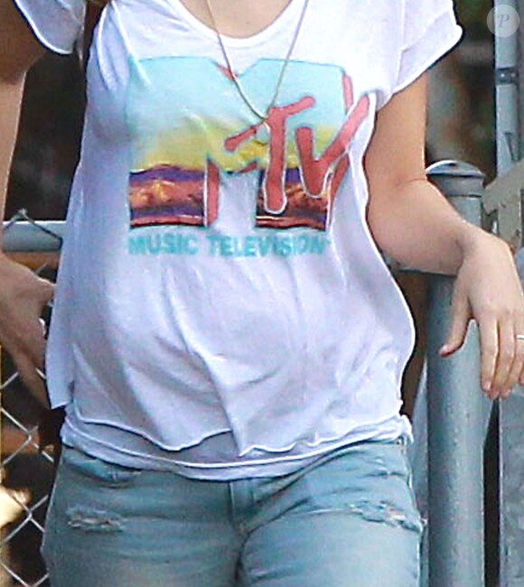 Olivia Wilde (enceinte) dans les rues de Los Angeles, le 6 janvier 2014.