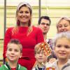 La reine Maxima des Pays-Bas dans une école primaire de Haarlem le 8 janvier 2014 pour le lancement de l'initiative ''Un enfant, un instrument'' soutenue notamment par le programme ''Les enfants font de la musique'' du Fonds Orange.
