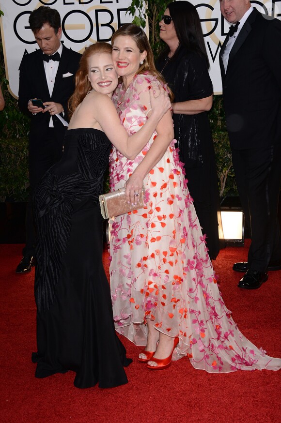 Jessica Chastain et Drew Barrymore enceintes, complices, lors des Golden Globes à Beverly Hills le 12 janvier 2014.