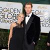 Chris Hemsworth (Dolce & Gabbana) et sa femme enceinte Elsa Pataky (Paule Ka), lors de la 71e cérémonie des Golden Globe Awards à Beverly Hills, le 12 janvier 2014.