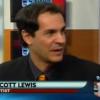 Scott Lewis lors d'un passage sur la chaîne américaine ABC, en janvier 2012.