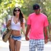 Claudia Romani et son petit ami profitent d'une journée ensoleillée sur une plage de Miami. Miami, le 12 janvier 2014.