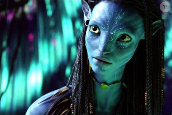 Zoe Saldana est Neytiri dans Avatar.
