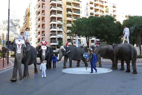 Image de la présentation du 38e Festival International du Cirque de Monte-Carlo, en présence de sa présidente la princesse Stéphanie de Monaco, le 15 janvier 2014, à la veille de l'ouverture de l'événement (16-26 janvier) sous le chapiteau Fontvieille.