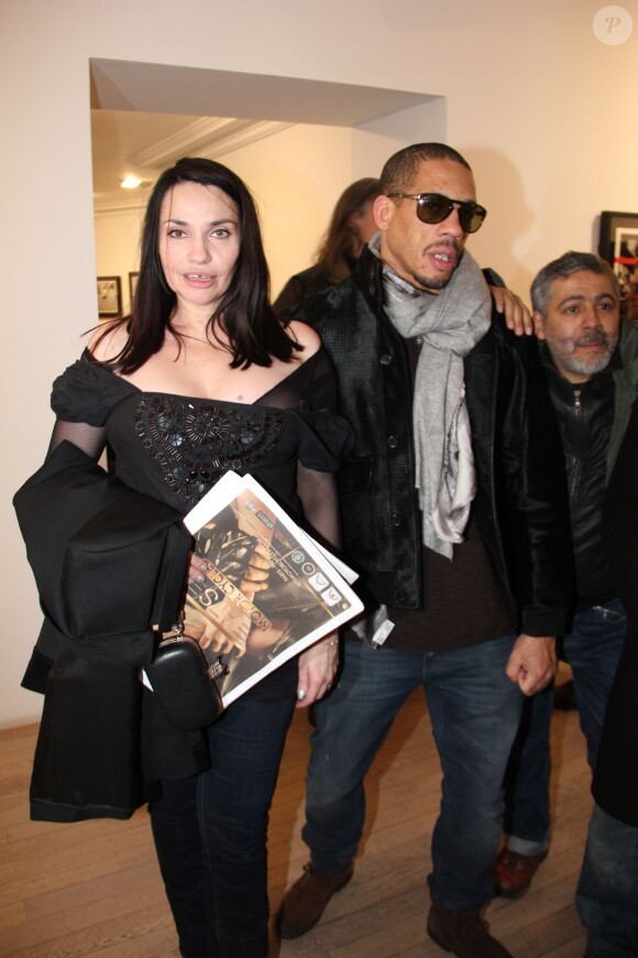Exclusif - Béatrice Dalle et JoeyStarr, ex-couple, se retrouvent le temps d'une soirée lors du vernissage de l'exposition du photographe Richard Aujard au sein de la galerie Laurent Strouk à Paris le 9 janvier 2014