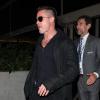 Brad Pitt, avec sa nouvelle coupe de cheveux, arrive à l'aéroport LAX à Los Angeles, le 17 janvier 2014.