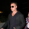 Brad Pitt, avec sa nouvelle coupe de cheveux, arrive à l'aéroport LAX à Los Angeles, le 17 janvier 2014.
