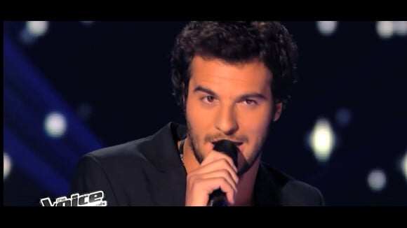 The Voice 3 : Amir, finaliste de Nouvelle Star, sous le charme de Jenifer !