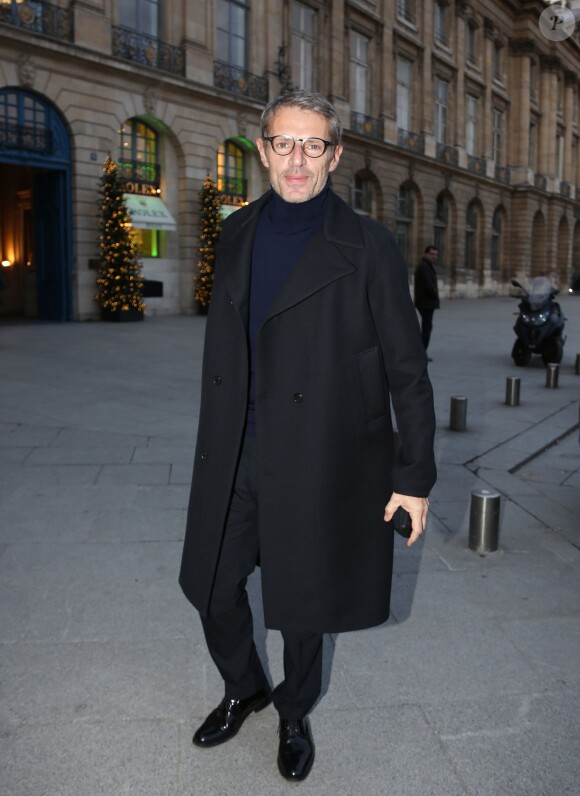 Lambert Wilson arrive au Pavillon Vendôme pour le défilé Cerruti automne-hiver 2014-2015. Paris, le 17 janvier 2014.
