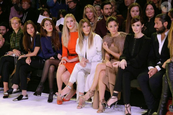 Sofia Essaïdi, Gaia Weiss, Kim Kardashian, Blanca Suarez et Paz Vega assistent au défilé haute couture Stéphane Rolland printemps-été 2014 au Théâtre National de Chaillot. Paris, le 21 janvier 2014.