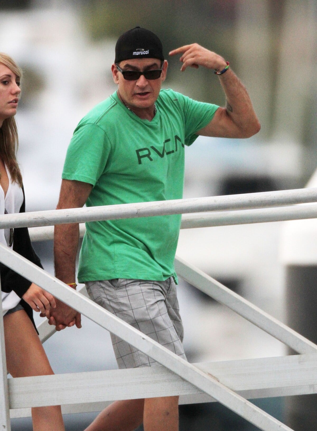 Charlie Sheen Instagram , Charlie Sheen Shares Rare Photo of 12-Year ...