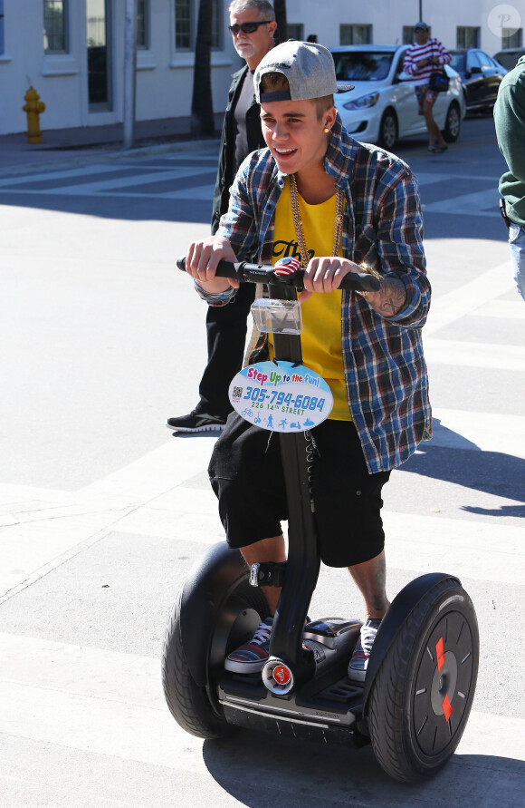Justin Bieber à Miami, le 22 janvier 2014. Justin a récemment dépensé plus de 75000 dollars à l'anniversaire de son ami le rappeur Lil Scrappy.