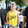 Justin Bieber sur la plage avec des amis à Miami, le 22 janvier 2014. Justin a récemment dépensé plus de 75000 dollars à l'anniversaire de son ami le rappeur Lil Scrappy.