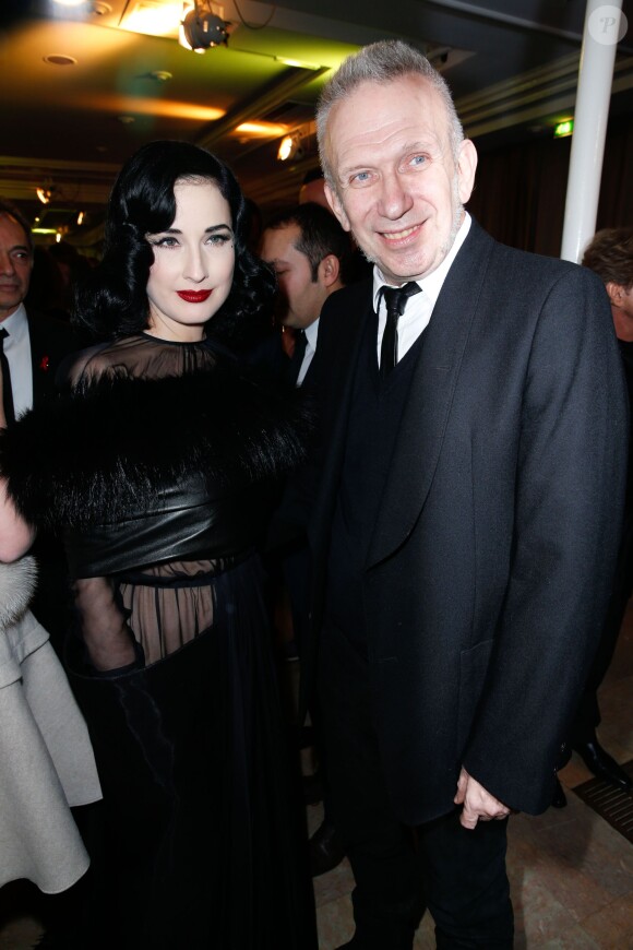 Dita Von Teese et Jean-Paul Gaultier lors du Dîner de la mode pour le Sidaction au Pavillon d'Armenonville à Paris, le 23 janvier 2014.