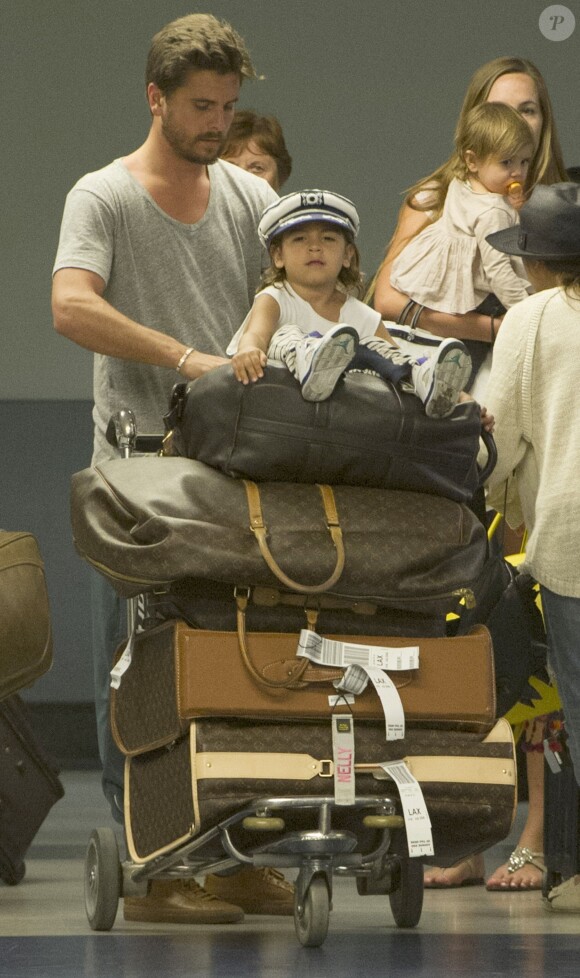Scott Disick et son fils Mason, de retour du Mexique. Los Angeles, le 25 janvier 2014.