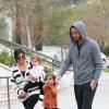 Kourtney Kardashian, Scott Disick et leurs enfants Mason et Penelope se rendent au restaurant Sugarfish à Calabasas. Le 26 janvier 2014.