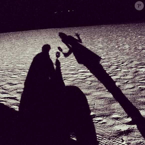 Alexandra Rosenfeld et Jean Imbert ont passé un nouveau moment romantique autour d'un "Apéro sur la lune", comme l'a décrit le cuisinier. Janvier 2014. 