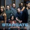 Joe Flanigan et le casting de la série Stargate Atlantis.