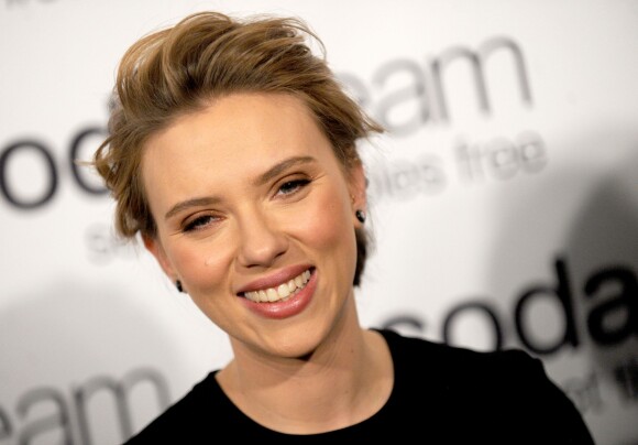 SodaStream dévoile Scarlett Johansson comme égérie de sa marque de boissons à NEw York le 10 janvier 2014