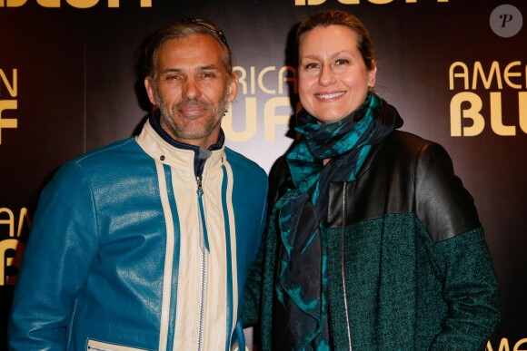 Paul Belmondo et sa femme Luana lors de la première du film American Bluff à l'UGC Normandie, Paris, le 3 février 2014.