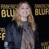 Izia Higelin lors de la première du film American Bluff à l'UGC Normandie, Paris, le 3 février 2014.