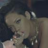 Rihanna dans les coulisses du clip de leur duo Can't Remember To Forget You, en duo avec Shakira, dévoilé en janvier 2014.