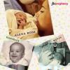 Le magazine FitPregnancy a publié un montage d'Alena Rose et de ses parents, bébés, Kevin et Danielle Jonas. Février 2014.