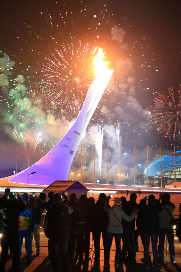 La flamme olymique, superbe - Cérémonie d'ouverture des Jeux Olympiques de Stochi, le 7 février 2014.