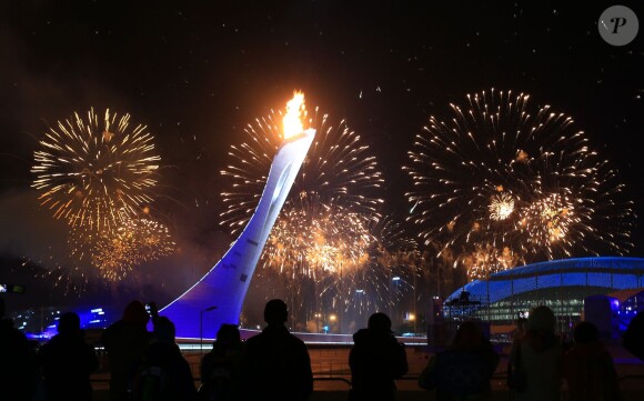 La flamme olymique, superbe - Cérémonie d'ouverture des Jeux Olympiques de Stochi, le 7 février 2014.