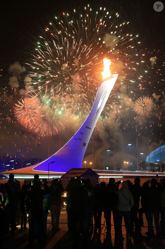 La flamme olymique, superbe - Cérémonie d'ouverture des Jeux Olympiques de Stochi, le 7 février 2014.