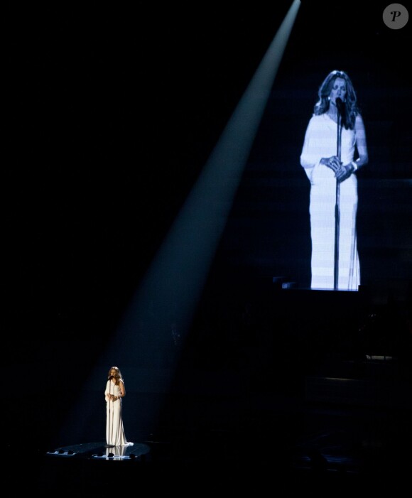 Céline Dion sur la scène du Colosseum du Caesars Palace à Las Vegas, lors de son retour pour une seconde résidence permanente, le 15 mars 2011.