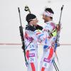 Martin Fourcade et Jean-Guillaume Béatrix après l'épreuve de poursuite lors des JO de Sotchi, au Laura Cross-country Ski & Biathlon Center de Krasnaya Polyana, le 10 février 2014