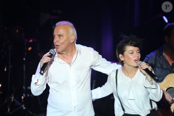 Exclusif - Michel Fugain en concert avec son nouveau groupe Pluribus à Boulogne-Billancourt, le 28 septembre 2013.