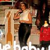 La chanteuse Ciara enceinte et Kim Kardashian font du shopping dans la boutique "Bel Bambini" à West Hollywood, le 12 février 2014.