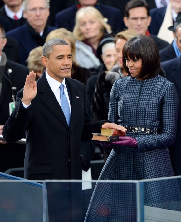 Barack Obama lors de son investiture au Capitol de Washington devant son épouse Michelle Obama le 21 janvier 2013