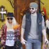 Christina Aguilera, son fils Max et son amoureux Matt Rutler, se baladent à West Hollywood avant Halloween. Octobre 2011