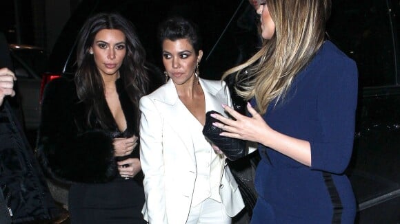 Kim Kardashian : Sexy et détendue pour un week-end avec ses soeurs