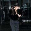 Kim Kardashian quitte l'hôtel Gansevoort et se rend au 1OAK avec ses soeurs Khloé et Kourtney. New York, le 16 février 2014.