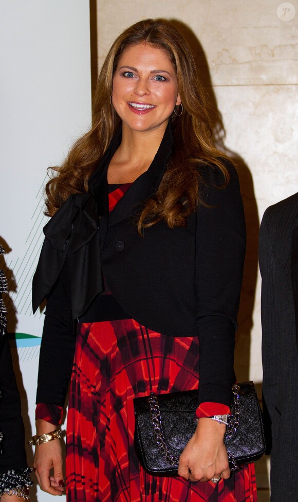 La princesse Madeleine de Suède (enceinte) à New York, le 23 octobre 2013.