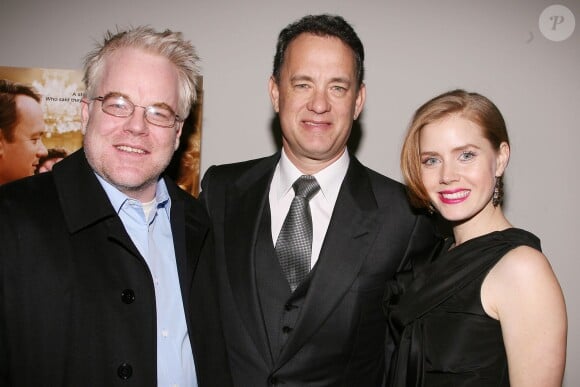 Philip Seymour Hoffman, Tom Hanks et Amy Adams lors de l'avant-première du film La Guerre selon Charlie Wilson à New York le 16 décembre 2007