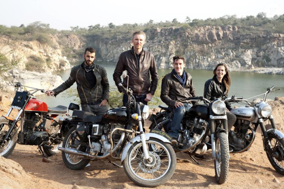 L'animateur Denis Brogniart sur le tournage d'Automoto en Inde. Diffusion le dimanche 23 février 2014 à 10h10 sur TF1.