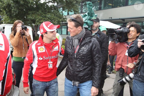 Felipe Massa et Michael Schumacher au Grand Prix d'Australie à Melbourne, le 25 mars 2011