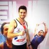 Valentin Lavillenie et sa médaille d'argent obtenue lors des championnats de France indoor le 23 février 2014 à Bordeaux