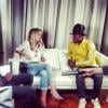 Enora Malagré a interviewé Pharrell Williams pour l'émission "Enora, le soir", diffusée sur Virgin Radio. Le 24 février 2014