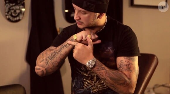 Seth Gueko dans Tattoo by Tété : Tété donne rendez-vous aux fans et aux curieux du tatouage dans sa webémission sur Simply Hype.