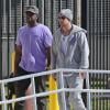 Jeremy Bieber devant la prison de Miami pour en sortir son fils Justin Bieber, le 23 janvier 2014.