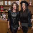 Les chanteuses Aurélie Saada et Mai Lan Lors de la soirée de lancement de la collection Vogue Eyewear x Charlotte Ronson. Paris, le 25 février 2014.