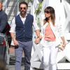 Exclusif - La belle Eva Longoria et son petit ami Jose Antonio Baston s'embrassent à la sortie d'un restaurant à Santa Monica le 16 février 2014.